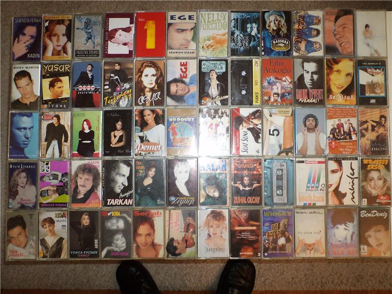 81 adet nostaljik kaset