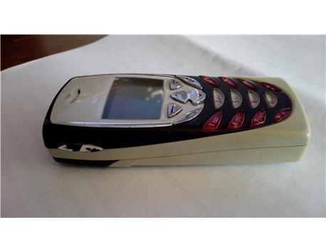 Nokia 8310 TEMİZ ORJİNAL CİHAZ