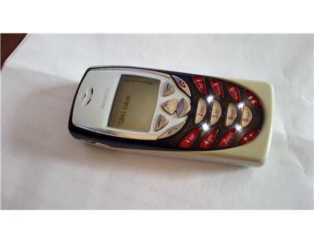 Nokia 8310 TEMİZ ORJİNAL CİHAZ