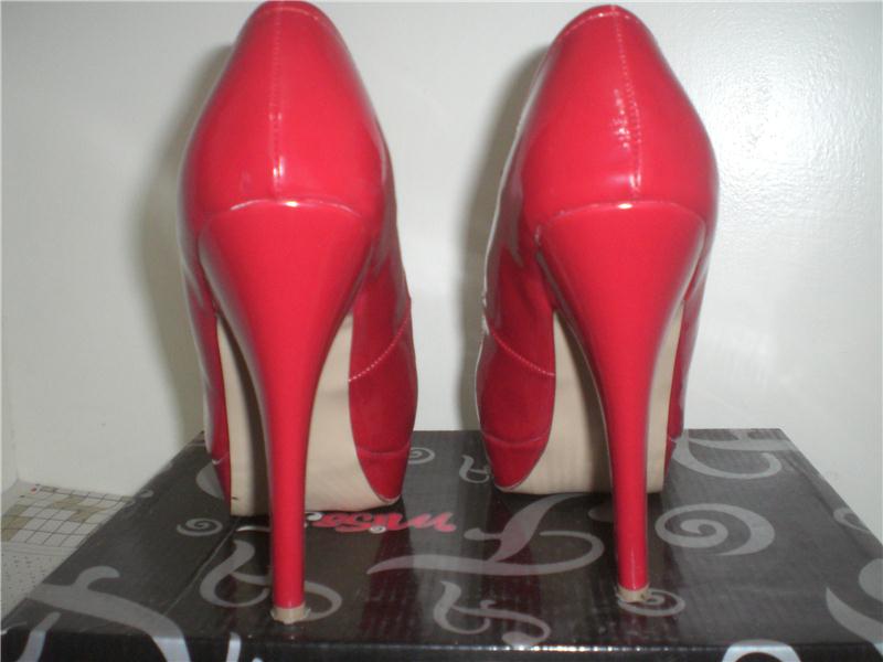 38 numara Şık Kırmızı az Kullanılmış Topuklu Ayakkabı