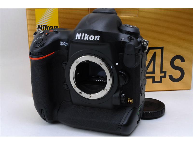 New original Nikon D4s