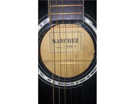Sanchez akustik gitar