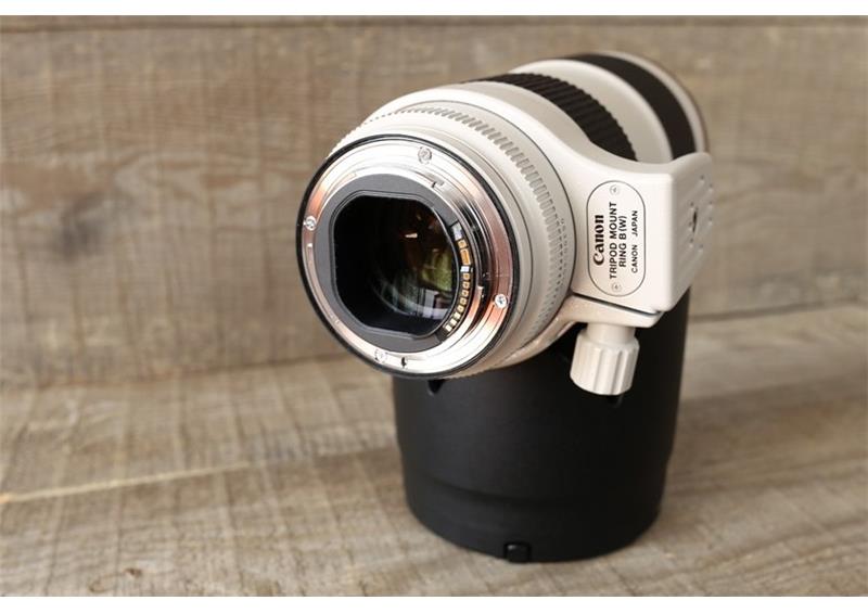 Canon EF 70-200mm f2.8L IS II USM Lens