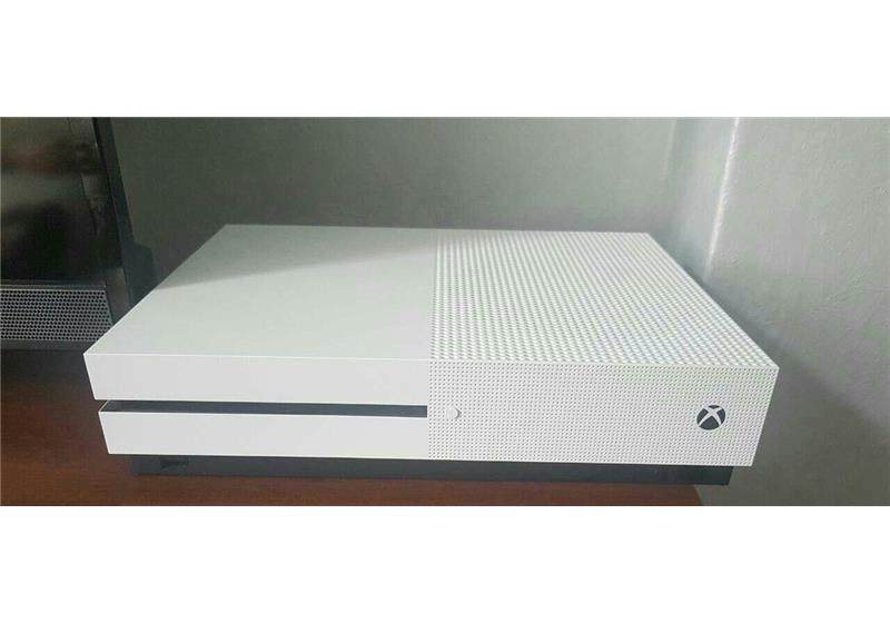 Xbox One S 500 GB