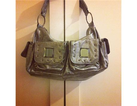 Assortie çanta kusursuz inanılmaz şık sadece 40 tl #çanta #assortie #marka #moda #kalite #ucuz #ikinciel #trend #satılık #satıyorum #şıklık