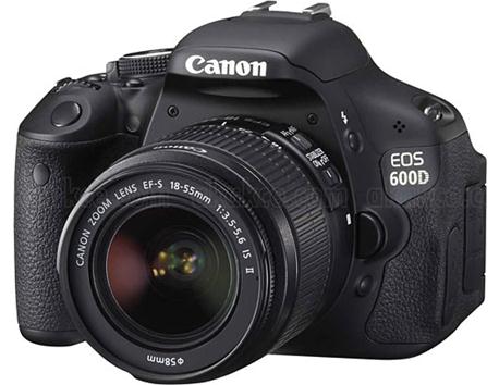 Canon EOS 600 D 18-55 Lens ile  1100 TL -  50 mm 1.4 - 70-300 Manzara lensi ile 1750 TL ACİL