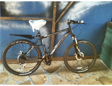 2012 model Trek 3900 Disc. Model yukselmek icin satiyorum veya takas.