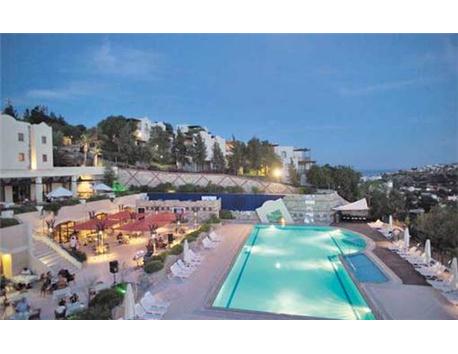OTOMOBİL TAKASLI BODRUM CLUB DEDEMAN´da ÖMÜR BOYU TAPULU DEVREMÜLK