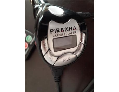 OTO MP3 ÇALAR. ARAÇINIZIN RADYOSUNDA İSTEDİĞİNİZ MÜZİK ÇALACAK ARTIK. AYNI ZAMANDA ŞARJ ALETİ OLARAK KULLANILIYOR.