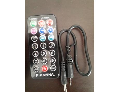 OTO MP3 ÇALAR. ARAÇINIZIN RADYOSUNDA İSTEDİĞİNİZ MÜZİK ÇALACAK ARTIK. AYNI ZAMANDA ŞARJ ALETİ OLARAK KULLANILIYOR.