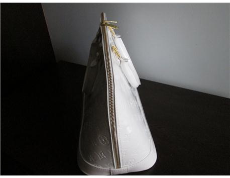 LOUISVUITTON Bayan Çanta (Elden Tutmalı)