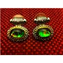 PARLAK YEŞİL TAŞLI GÜMÜŞ VINTAGE KÜPE 10 TLYE SATIYORUM