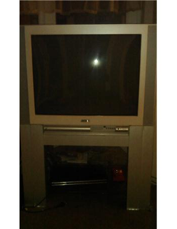 Akai 72 ekran tv 