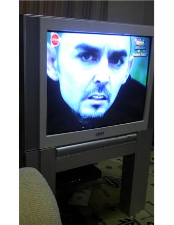 Akai 72 ekran tv 