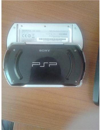 PSP GO 16 GB ÜST MODEL TEKLİFLER ICIN CEP TELEFONUMUDA PSP İLE VERECEGIM ACIKLAMAYI MUTLAKA OKU psp go 16 gb !!