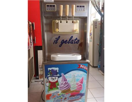 Soft Dondurma Frozen Yoğurt Makinesi