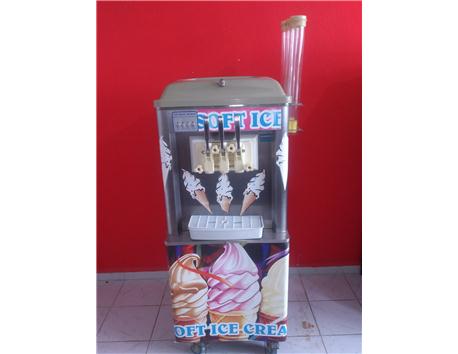 İlk Sahibinden Frozen Yoğurt Soft Dondurma Makinesi