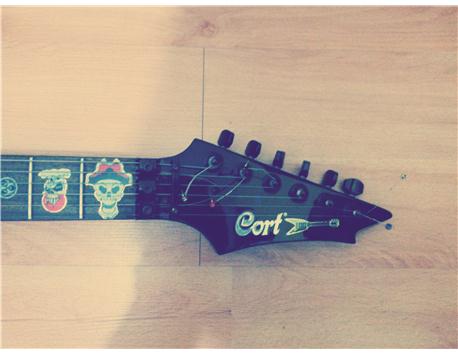Satılık veya BASS GITARLA TAKAS