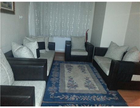 ÇOK TEMİZ VE ÇOK KULLANIŞLI DERİLİ KOLTUK TAKIMI