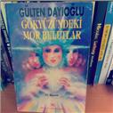 Gökyüzündeki Mor Bulutlar - Gülten Dayıoğlu