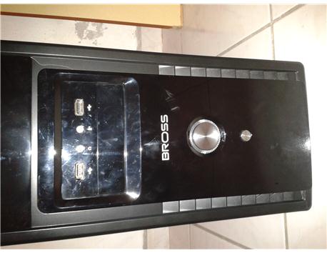 TEMİZ 1000 GB HARDİSK 3.5 GB RAM BROSS MARKA MASAÜSTÜ KASA SAĞLAM TEMİZ KULLANILIR.