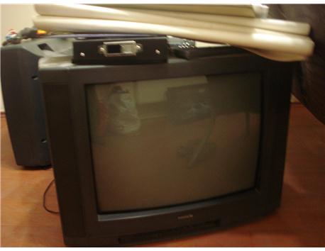 ceşitli boylarda tüplü tv ler cesitli müzik çalarlar