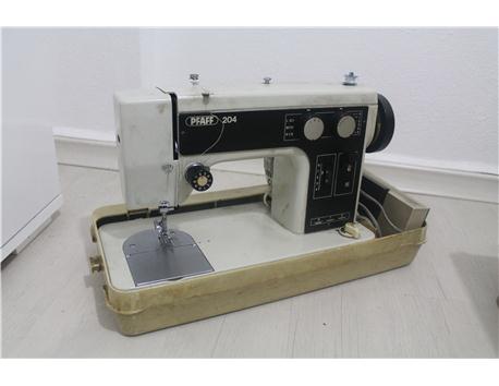 ALMAN MALI 50 YILLIK DİKİŞ MAKİNASI PFAFF 204