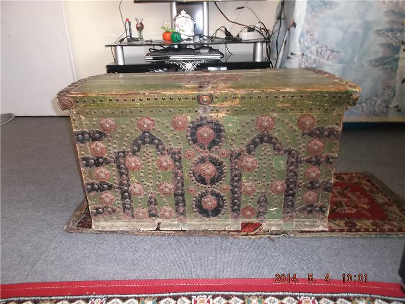 acil satılık en az 150 yıllık sandık