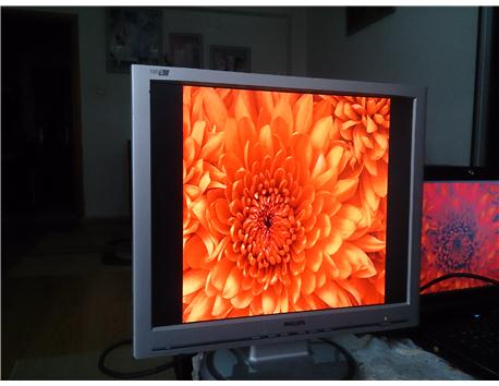 Satılık Philips marka 19 İNC LCD Monitör 100 lira
