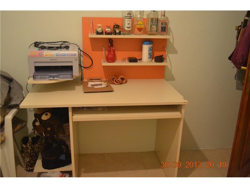 Bilgisayar masası çok sağlam 50 TL
