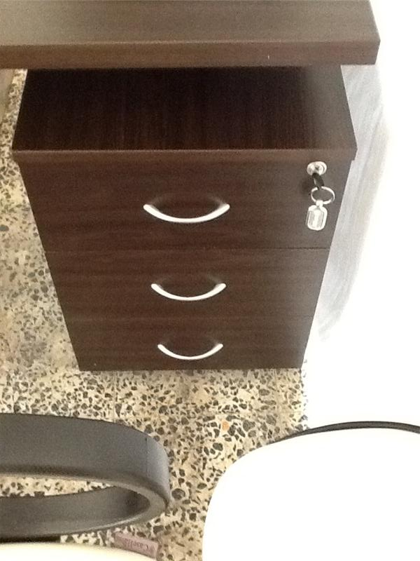 CASELLA MARKA SEKRETERYA BÜRO MASA TAKIMI 