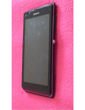 Sony Xperia L / TERTEMİZ VURUKSUZ ÇİZİKSİZ 1 YIL DAHA GARANTİSİ VAR