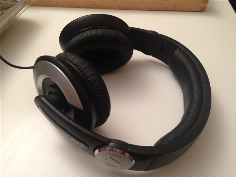 Sennheiser hd 205 DJ kulaklığı