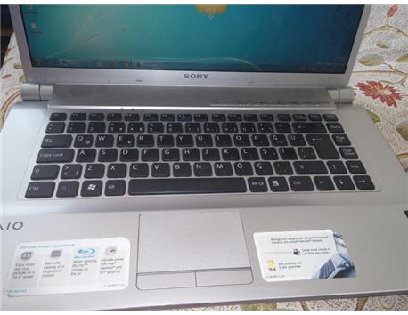 Sony Vaio VGN-FW31J 16.4inc 4Gb Ram - 500Gb HDD - BluRay Okuyucu