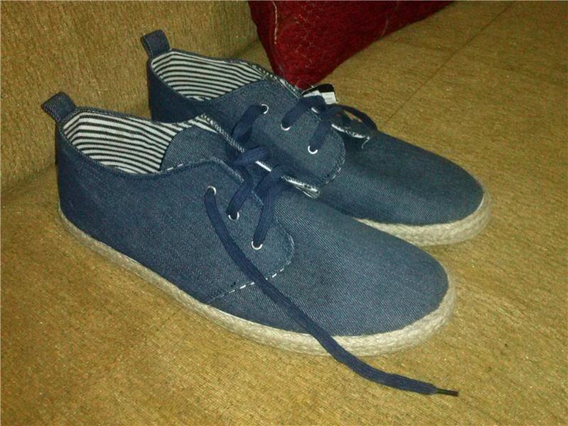 C&A  AYAKKABI HOLLANDADAN SIFIR