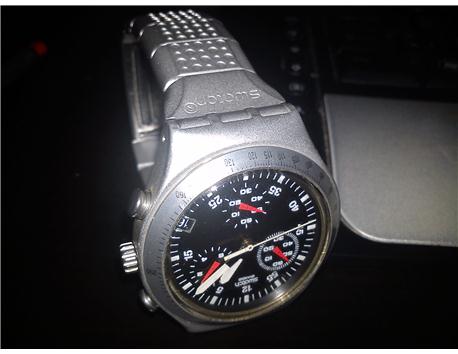 Çiziksiz Swatch Irony Chronos Aluminium YCS4024