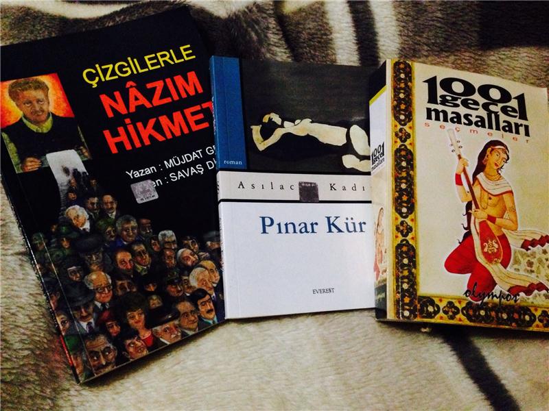 3 Yasaklı Kitap