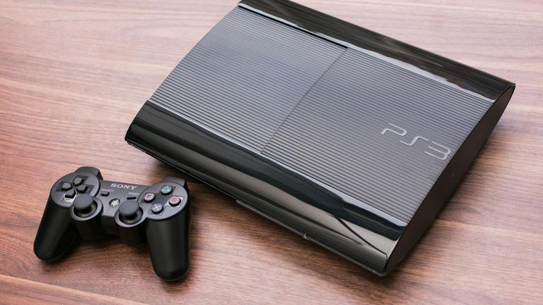 plastation 3 slim kasa 500 gb içinde demo fifa 15 pes 2015 bıde thor bulunmakdadır makina tertemizdir 