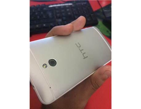 tertemiz ciziksiz htc one mini takaslik