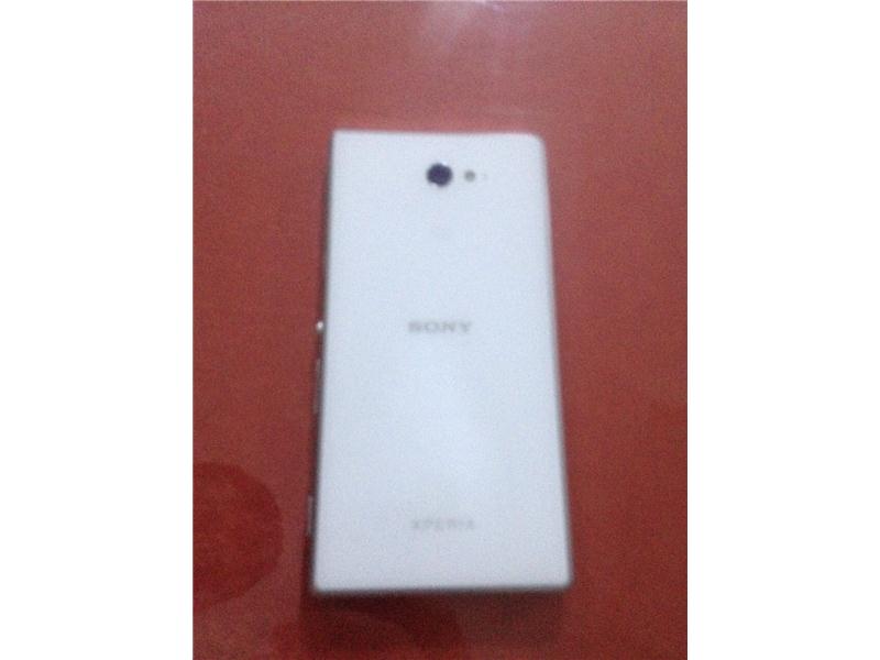 ıphone 4s ile sony expria m2 takas yapılır