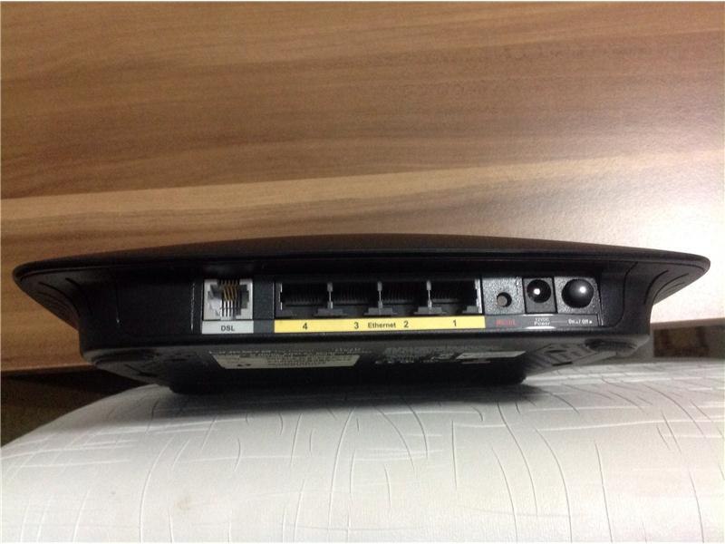 ADSL Modem Lynksys wag 120n 