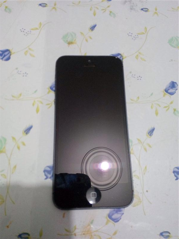 Bir aylik garantisi kalmis iphone 5 