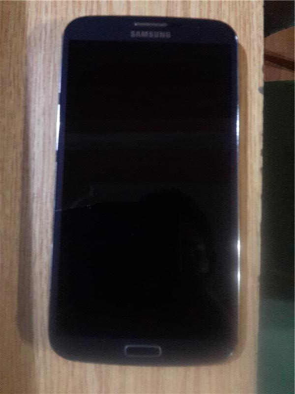 GALAXY MEGA 6.3 GT-İ9200 ( TEMİZ S3 İLE TAKAS OLUNUR DİGER TEKLİFLERDE KİTKAT SURUM KESİNLİKLE OLMASİN  ) PEŞİN 700 PAZARLIKLI...