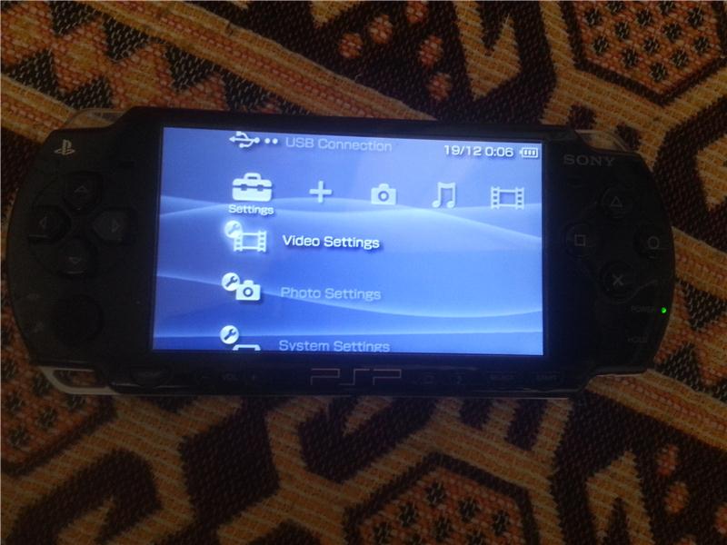 psp piano black takas olur