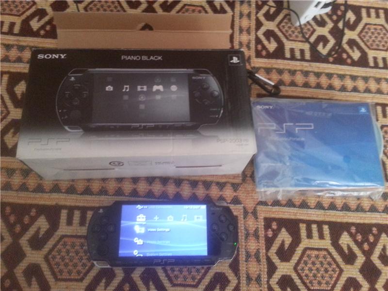 psp piano black takas olur