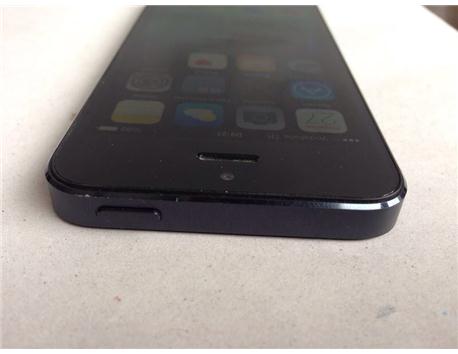 İPHONE 5 16 GB PASAPORT KAYITLI SİYAH