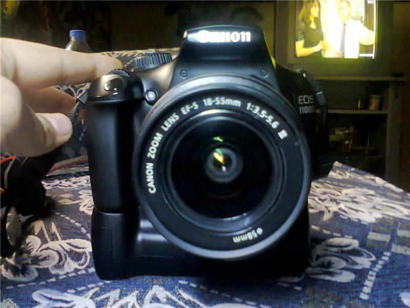 CANON 1100D 