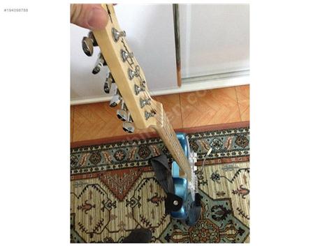 Elektro Gitar