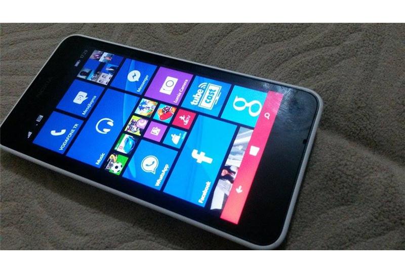 NOKİA LUMİA 630 TAKASLI