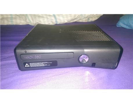 XBOX 360 SLİM JTAGLI 1 TB HARDDİSC+2KOL. PS3 İLE TAKAS OLUR.